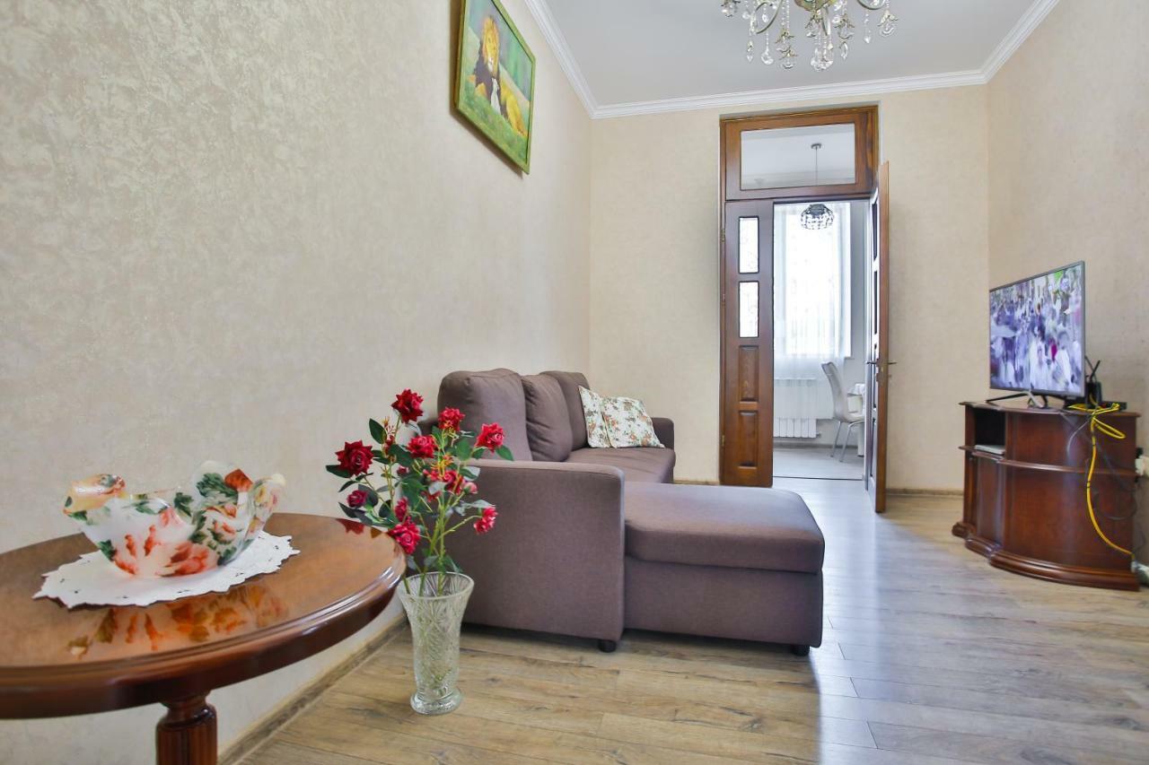 Apartment Anano คูทายสิ ภายนอก รูปภาพ